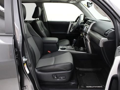 Used 2019 Toyota 4Runner SR5 Premium AWD/4WD image 62