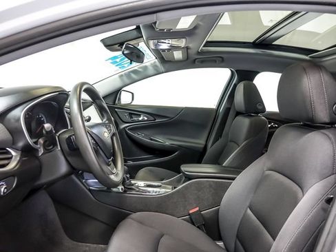 Used 2024 Chevrolet Malibu LT FWD image 13