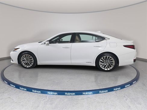 Used 2021 Lexus ES 300h w/ Luxury Package image 9