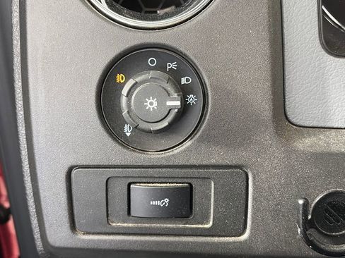 Used 2014 Ford F150 XLT w/ Equipment Group 302A Luxury AWD/4WD image 24