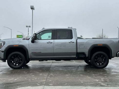 New 2026 GMC Sierra 2500 AT4 w/ AT4 Premium Plus Package image 3