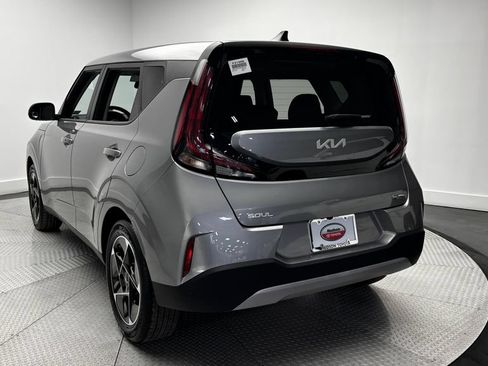 Used 2025 Kia Soul EX FWD image 35