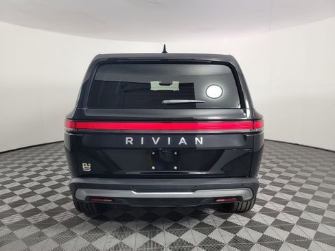 Used 2024 Rivian R1S Adventure AWD/4WD image 4