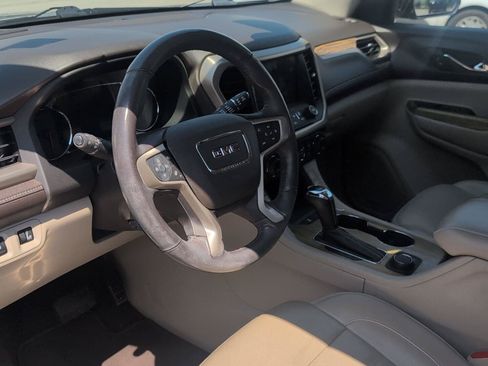 Used 2017 GMC Acadia Denali AWD/4WD image 5
