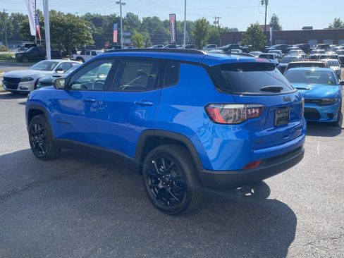 New 2026 Jeep Compass Latitude AWD/4WD image 5