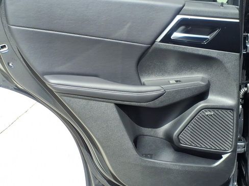 Used 2026 Mitsubishi Outlander LE FWD image 16