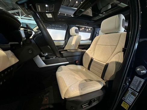 Used 2023 Toyota Tundra 1794 Edition image 17