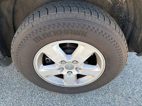 Used 2013 Jeep Grand Cherokee Laredo image 14