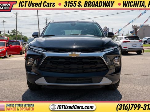 Used 2024 Chevrolet Blazer LT w/ Convenience Package FWD image 9