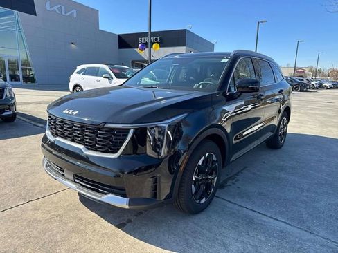 New 2026 Kia Sorento S w/ S Panoramic Sunroof Package image 4