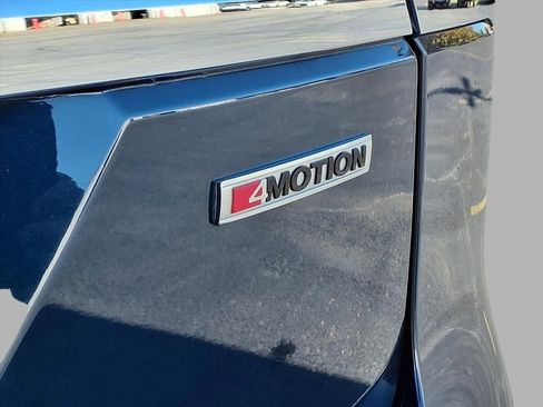 Used 2021 Volkswagen Atlas SEL Premium image 23