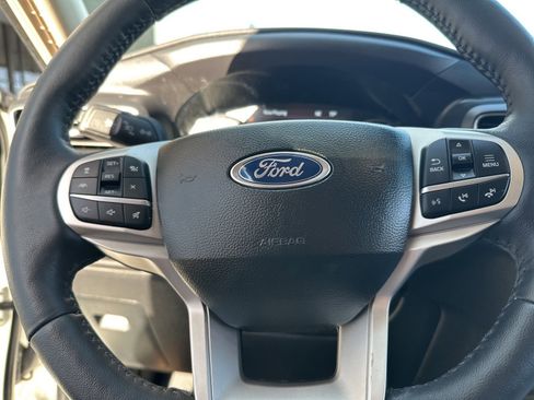 Used 2023 Ford Explorer XLT w/ Equipment Group 202A image 21