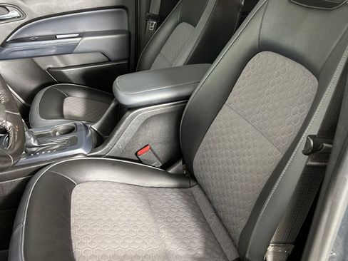 Used 2017 Chevrolet Colorado Z71 image 13