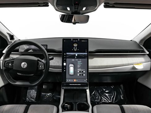 Used 2023 Fisker Ocean Extreme image 16