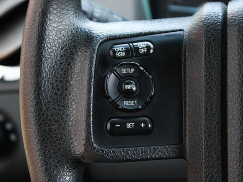 Used 2014 Ford F250 XLT w/ XLT Interior Package image 19