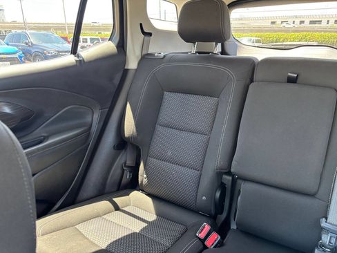 Used 2024 GMC Terrain SLE FWD image 37