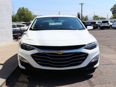 Used 2023 Chevrolet Malibu LT FWD image 16