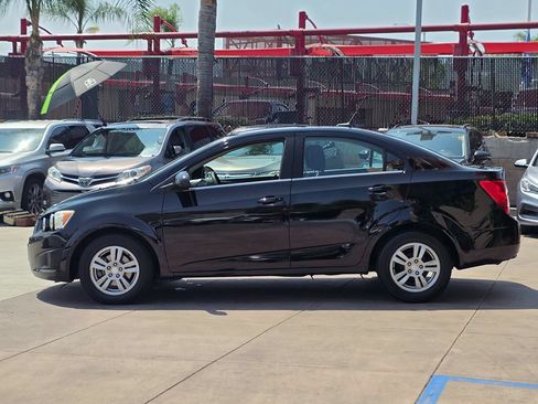 Used 2014 Chevrolet Sonic LT FWD image 9