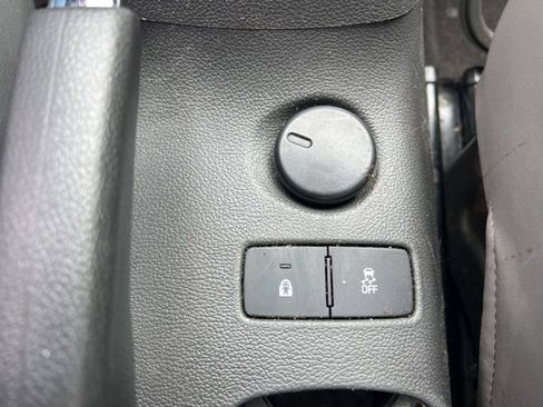 Used 2013 Chevrolet Sonic LTZ image 20