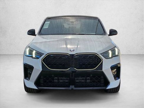 New 2026 BMW X2 xDrive28i w/ Technology Package image 2