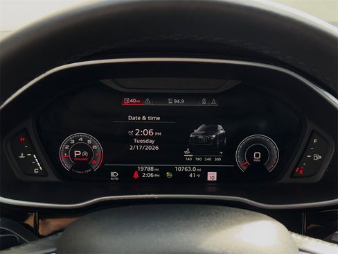 Used 2024 Audi Q3 2.0T Premium Plus image 11