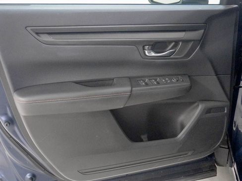 Used 2024 Honda CR-V Sport image 16