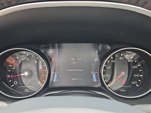 Used 2018 Jeep Compass Latitude w/ Popular Equipment Group AWD/4WD image 21