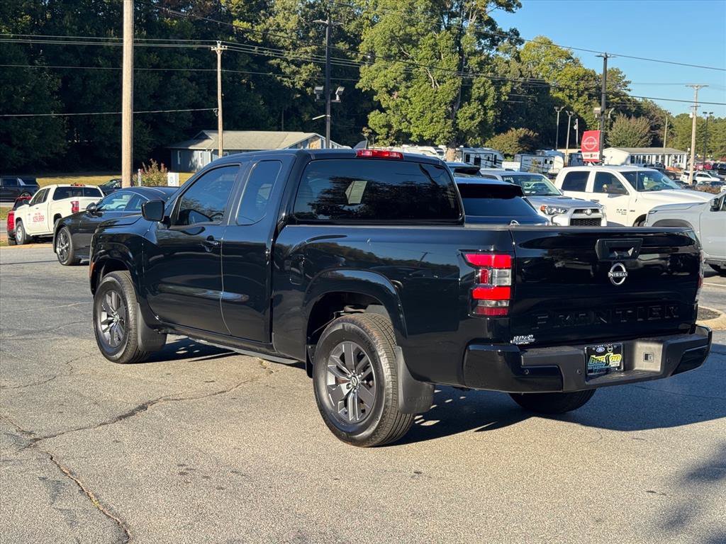 Certified 2025 Nissan Frontier SV RWD image 5