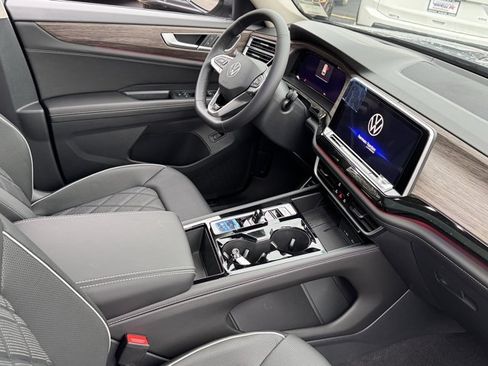 New 2026 Volkswagen Atlas SEL Premium R-Line AWD/4WD image 10