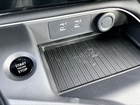 New 2026 Nissan Sentra SR image 18