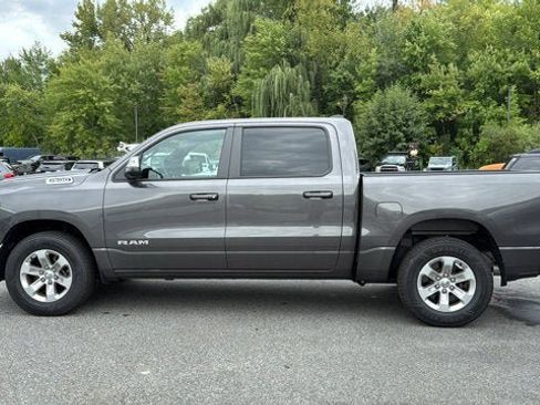 Used 2023 RAM 1500 Laramie AWD/4WD image 4