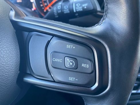 Used 2019 Jeep Wrangler Unlimited Sport S AWD/4WD image 9
