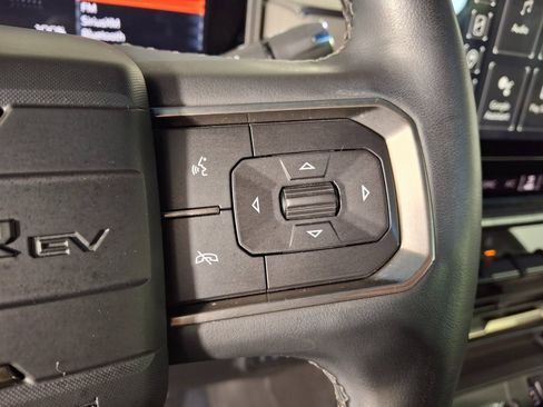 Used 2024 GMC Hummer EV 3X w/ LPO, Illumination Package image 14