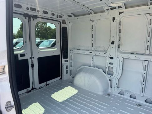 Used 2023 RAM ProMaster 1500 w/ Convenience Group FWD image 8