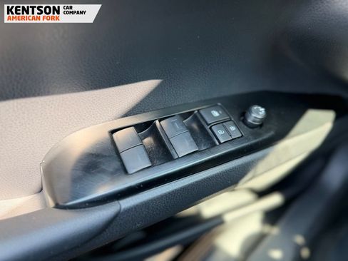 Used 2026 Toyota Camry SE FWD image 19