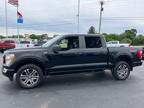 Certified 2022 Ford F150 XL w/ STX Appearance Package AWD/4WD image 3
