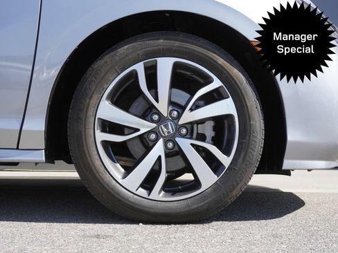 Used 2023 Honda Odyssey Touring image 35