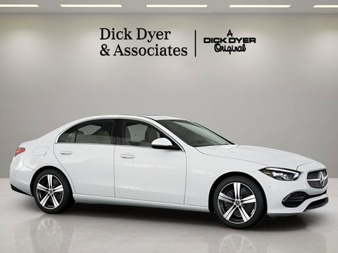 Used 2025 Mercedes-Benz C 300 Sedan image 2