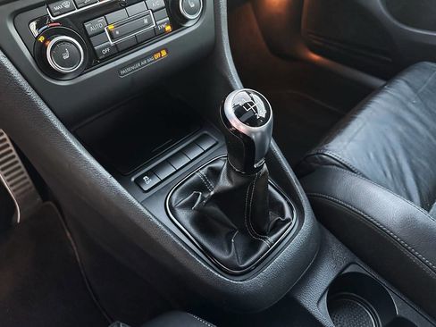 Used 2013 Volkswagen Golf R 2-Door image 14