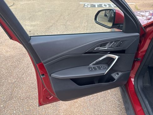 Used 2024 BMW X2 xDrive28i AWD/4WD image 12