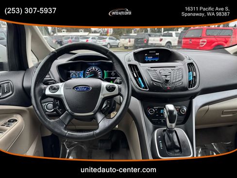 Used 2015 Ford C-MAX SE image 12