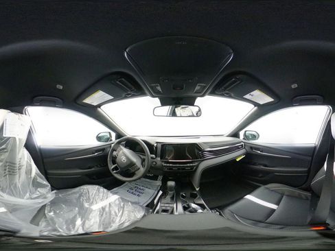 New 2026 Toyota Camry SE image 33