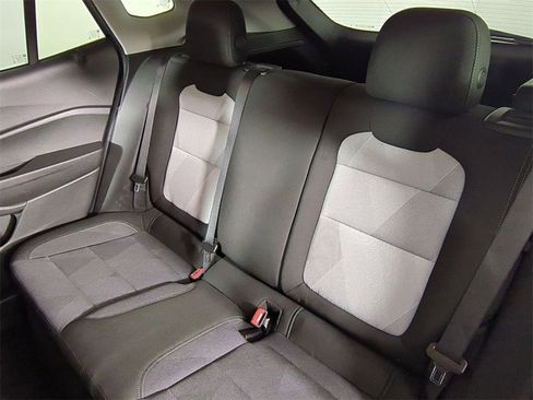 Used 2024 Chevrolet Trax LS w/ LS Convenience Package image 22