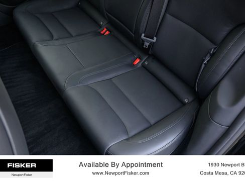 Used 2022 Tesla Model S image 18