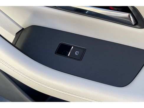 Certified 2024 MAZDA CX-90 Plug-In Hybrid w/ Premium Plus image 24