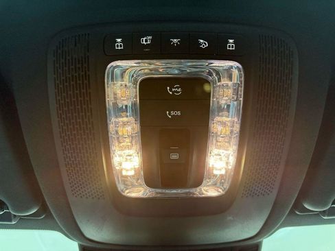 Used 2023 Mercedes-Benz GLS 450 4MATIC image 22