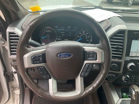 Used 2017 Ford F150 King Ranch w/ Equipment Group 601A Luxury AWD/4WD image 21