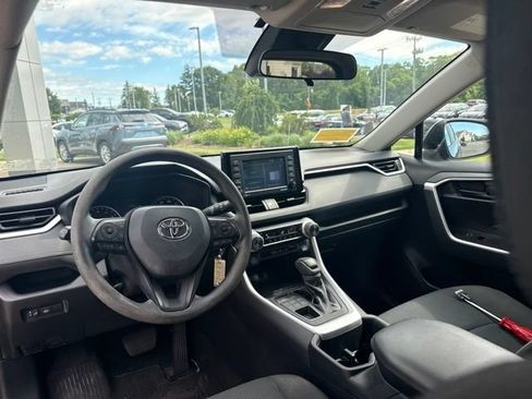 Used 2022 Toyota RAV4 LE AWD/4WD image 28