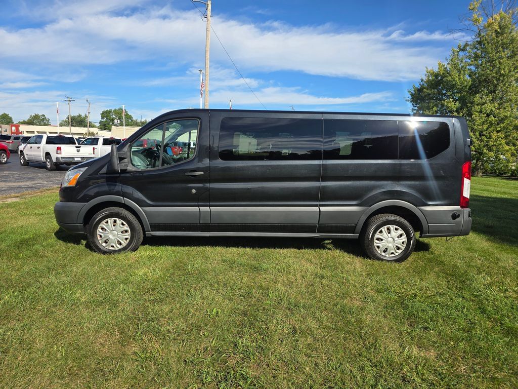 Used 2015 Ford Transit 350 XLT RWD image 4