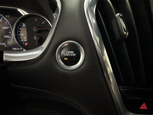 Used 2023 Chevrolet Traverse Premier w/ Redline Edition image 21